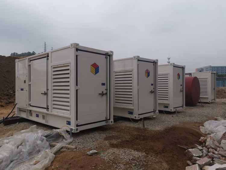 新巴尔虎左如何降低 200KW 柴油发电机的燃油消耗率？