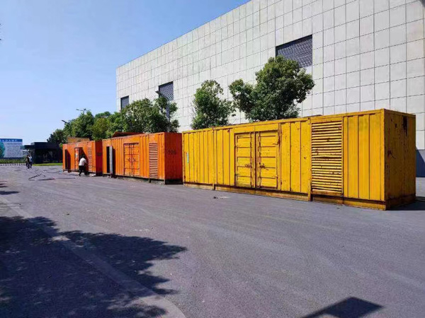 新巴尔虎左环境温度变化对柴油发电机组的性能有哪些具体影响？